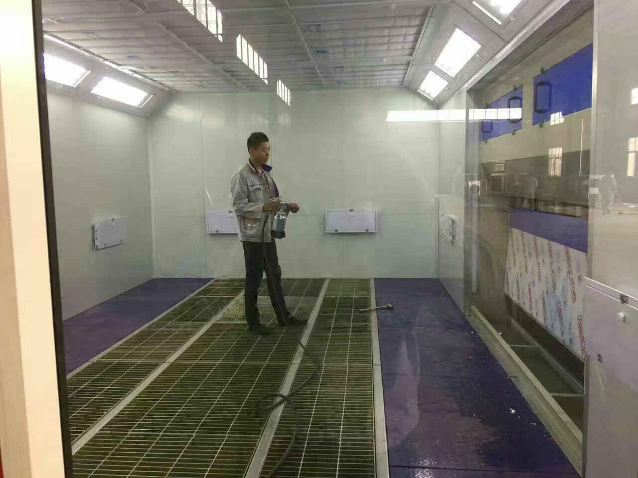 7060系列紅外燈